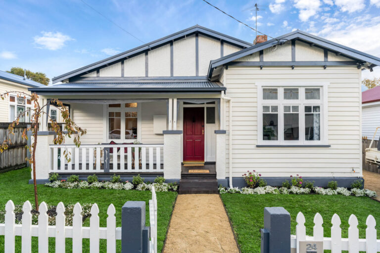 Where property investors can still buy large houses for just $650k